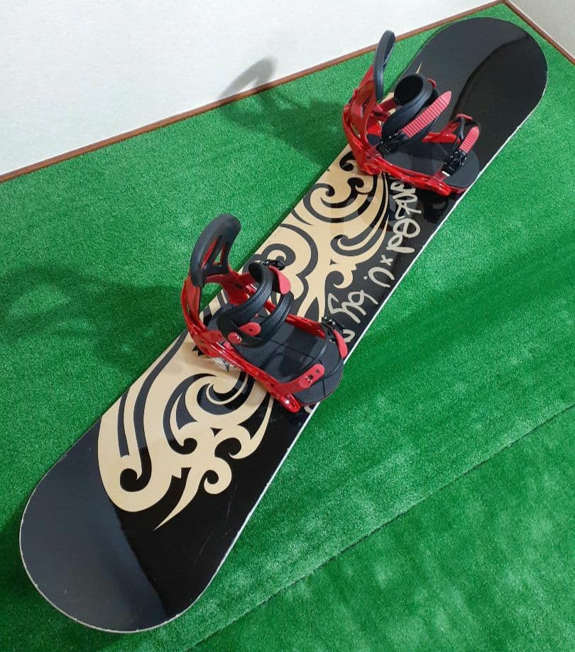 利益無し!!未使用ビンディング付きスノーボード2点セット