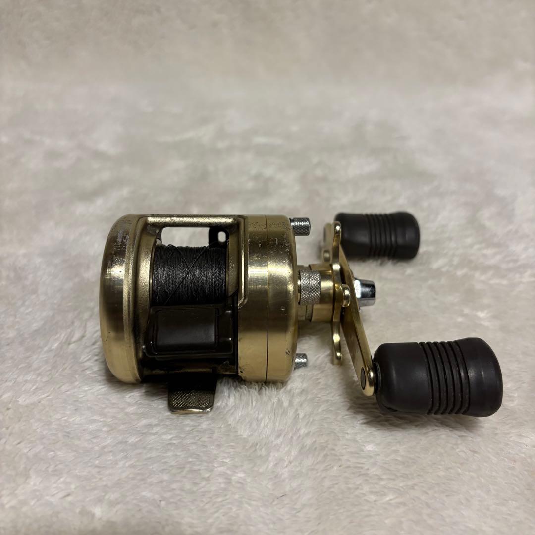 シマノ カルカッタ50XT ベイトリール