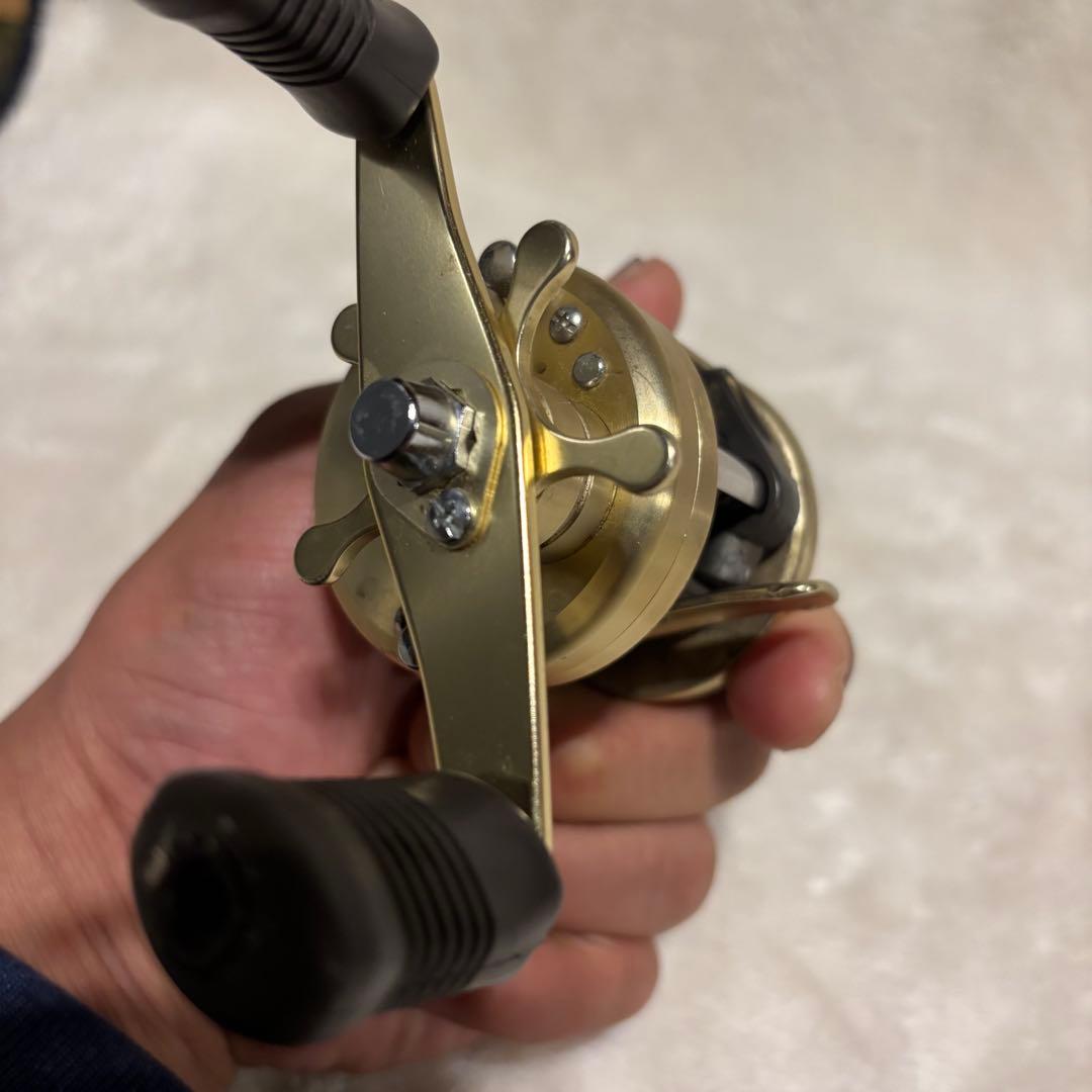 シマノ カルカッタ50XT ベイトリール