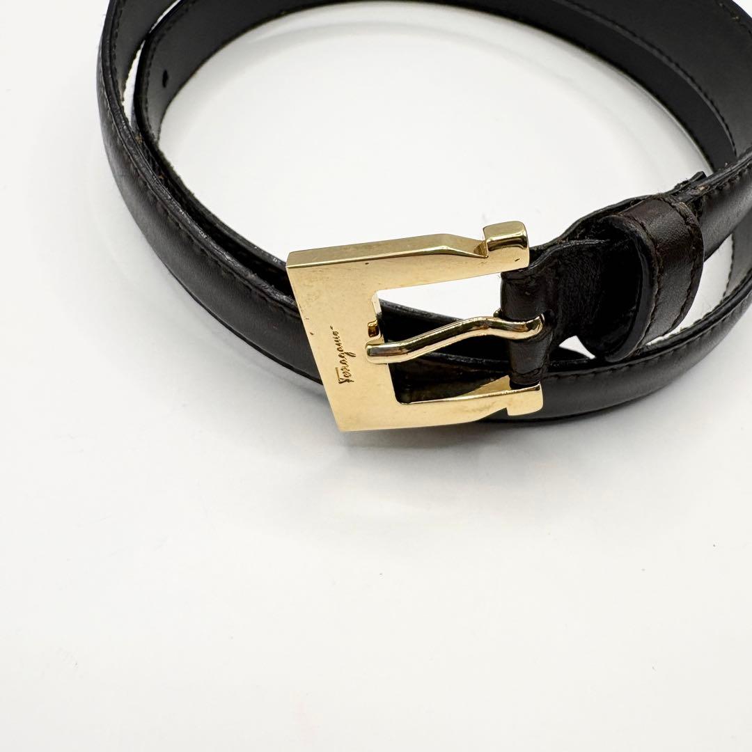 カニカマ Ferragamo ベルト ゴールドバックル レザー 黒 美品