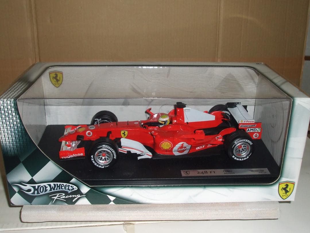 未開封　フェラーリ　２４８　F１　フェリペ・マッサ　＃６　マテル　１／１８
