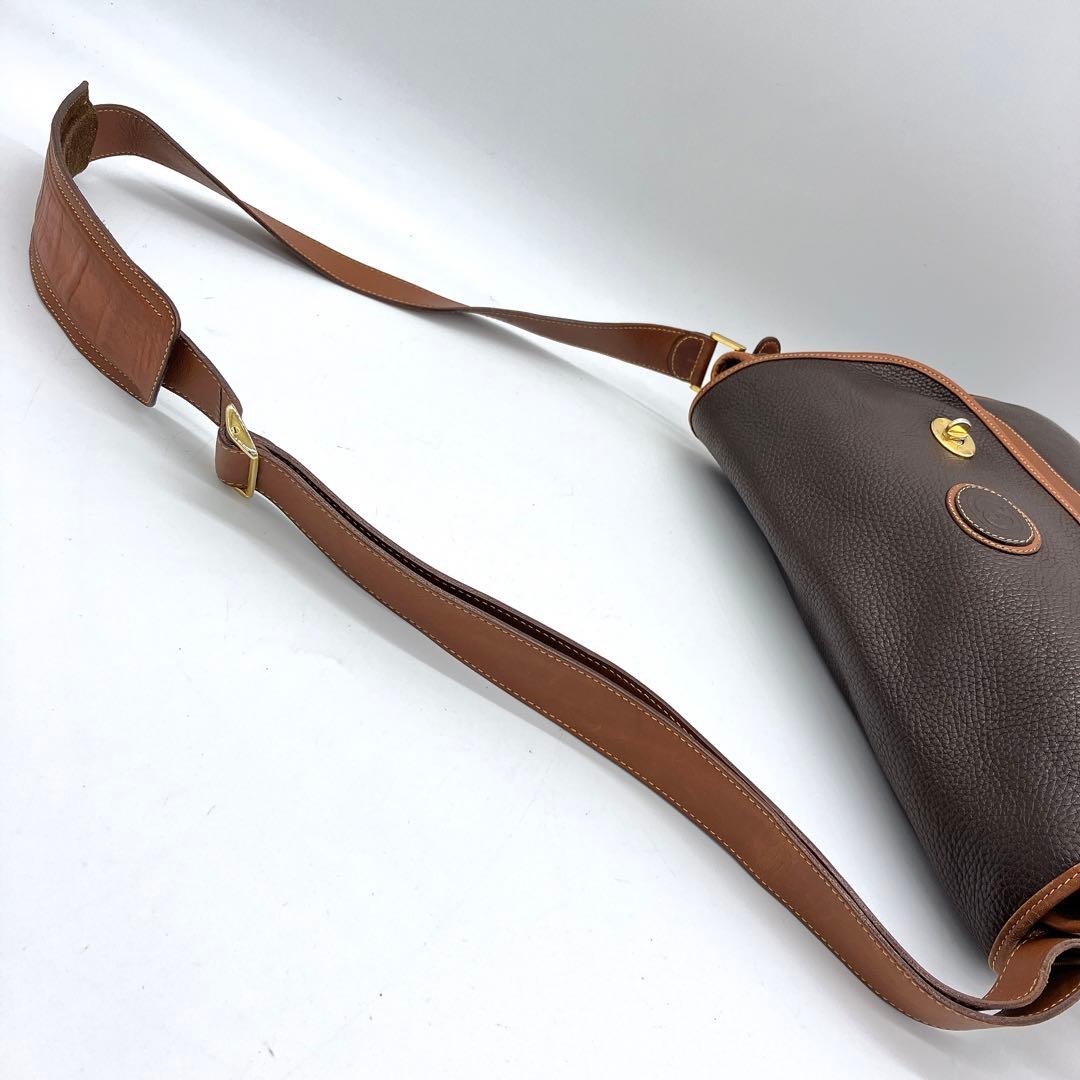 【GUCCI】メッセンジャーバッグ　ゴールド金具　レザー　ダークブラウン　A4