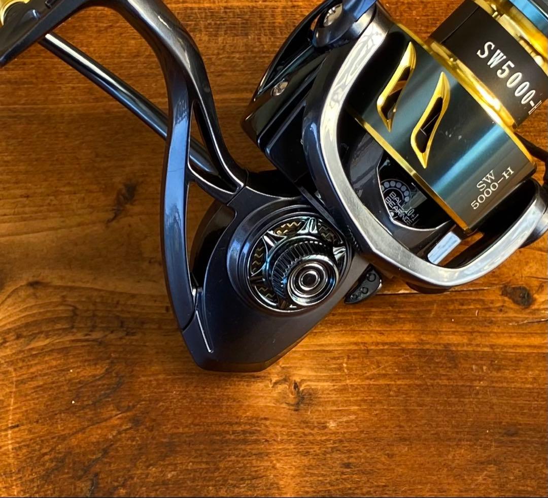 新品未使用　スピニングリール　5000番　ショアジギング　サーフ　ジギング