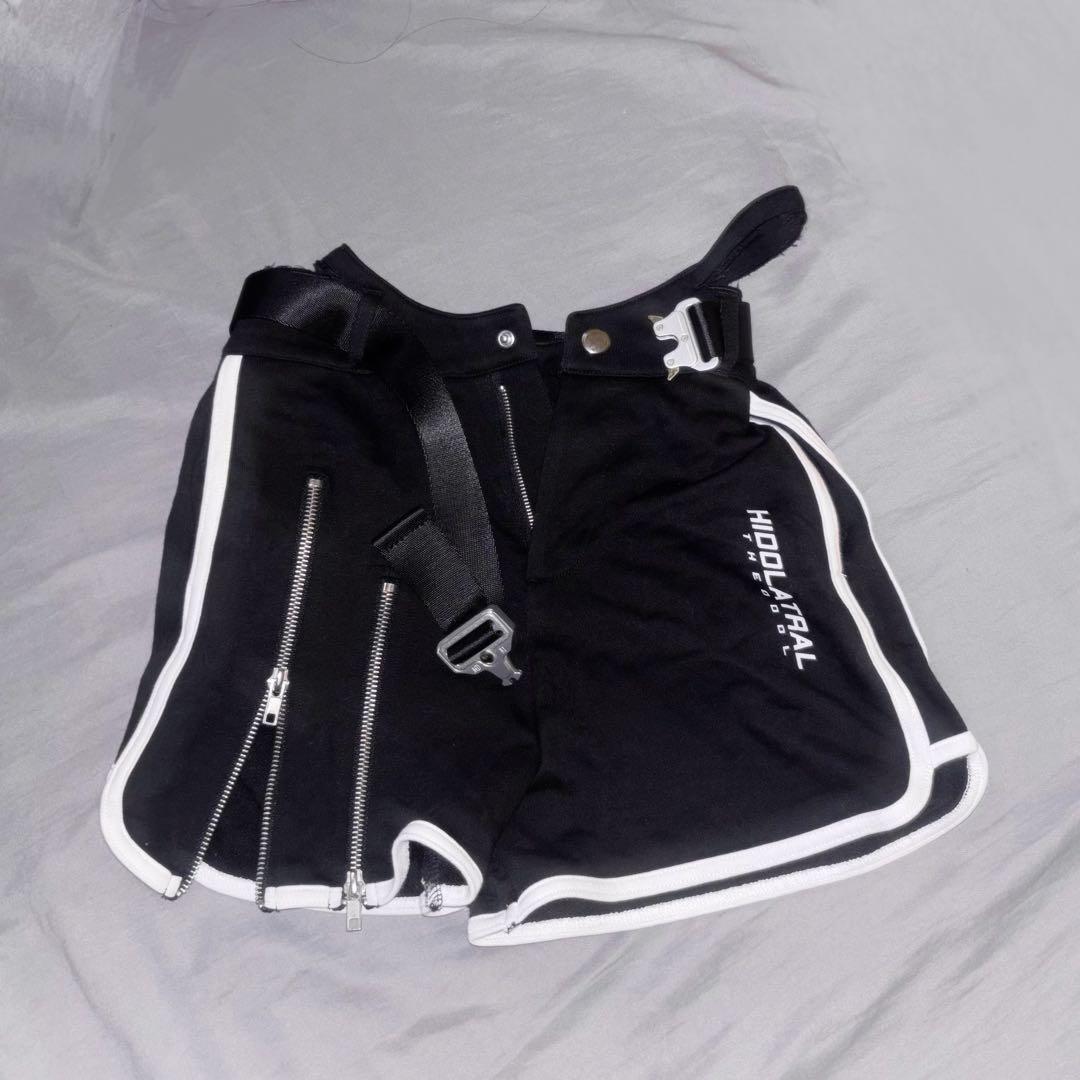HIDOLATRAL THEODOL スポーツホットパンツ ブラック