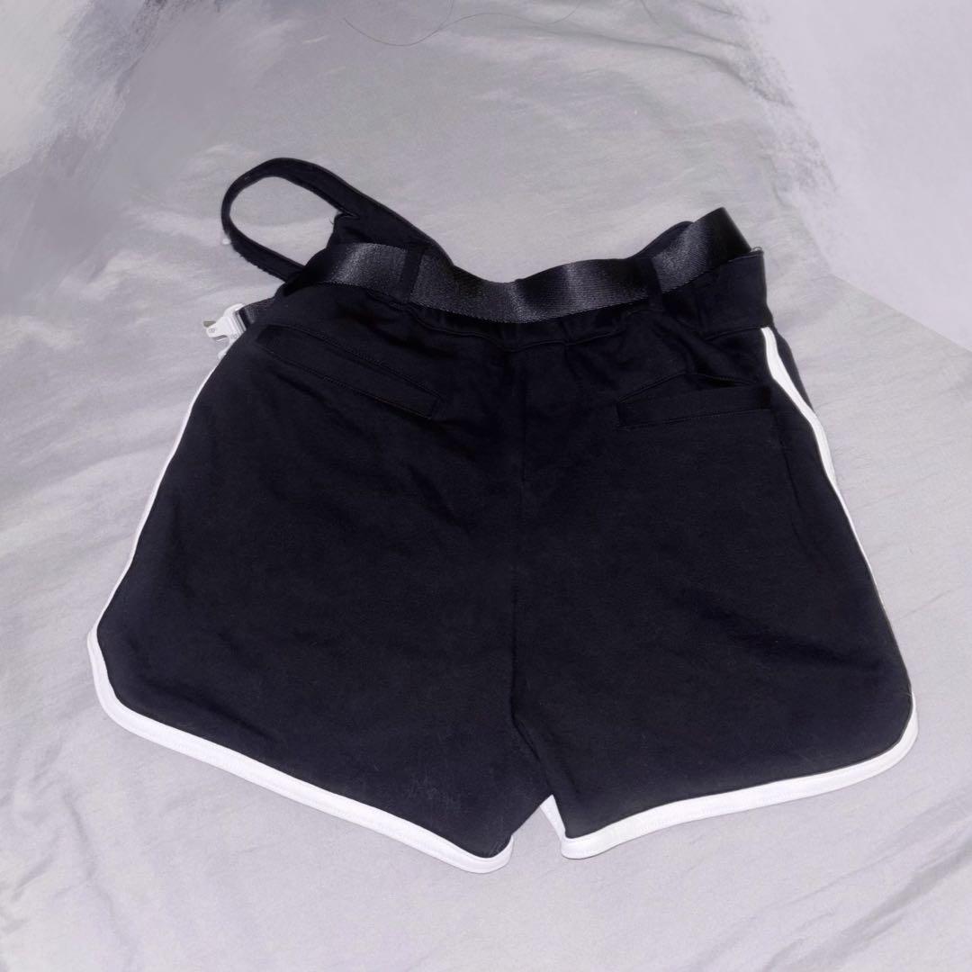 HIDOLATRAL THEODOL スポーツホットパンツ ブラック