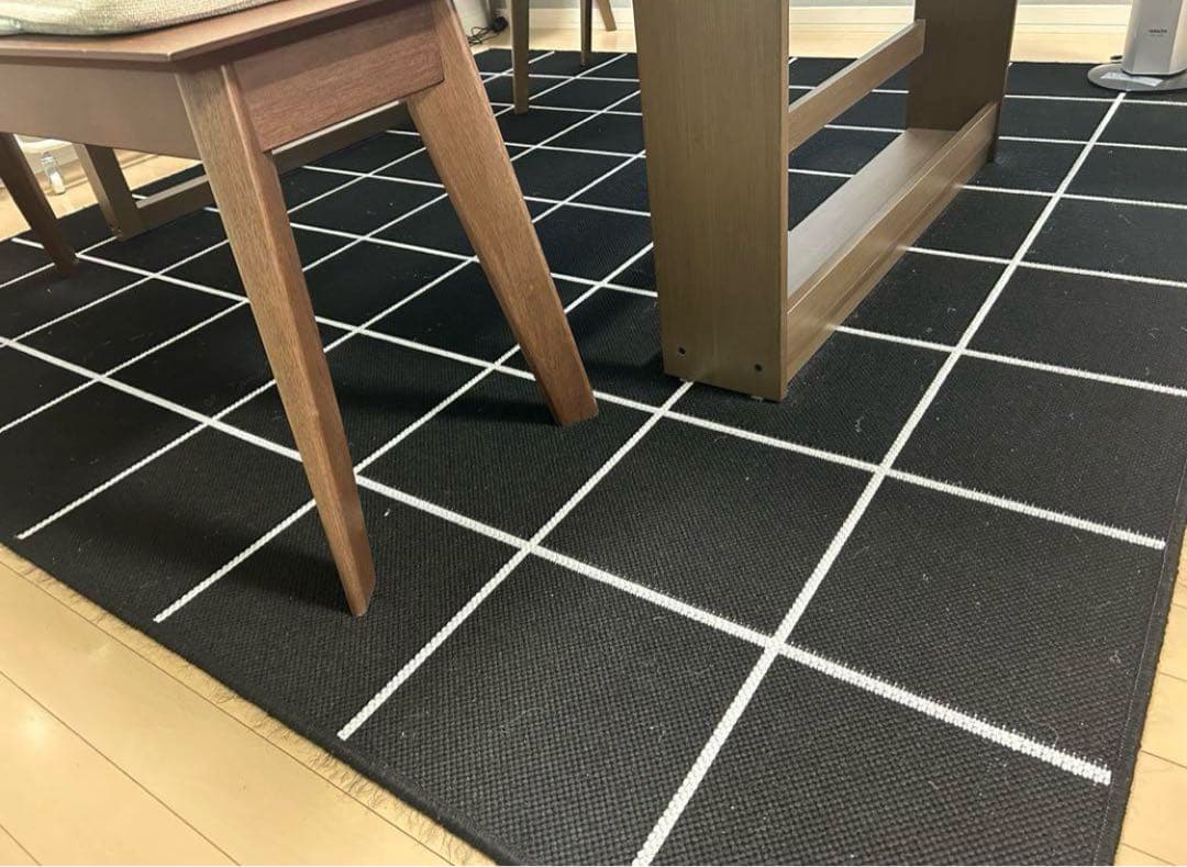 レア　IKEA／イケアSVALLERUP／スヴァレルプ ラグブラック