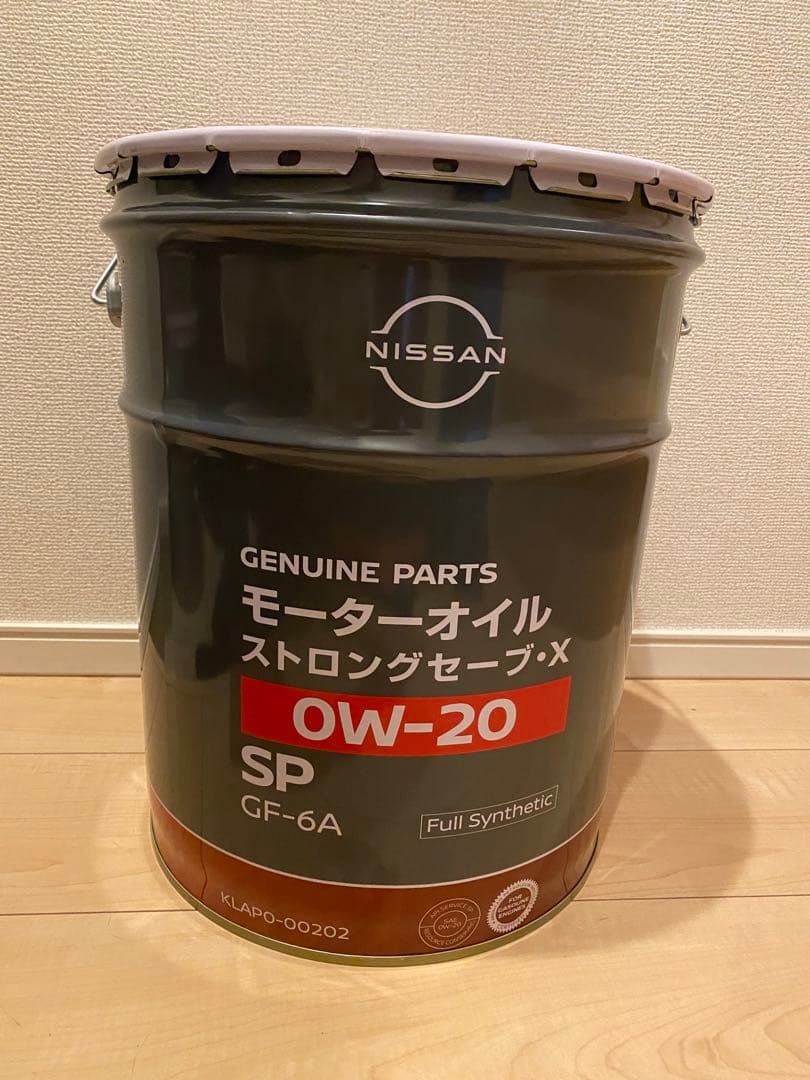 日産 エンジンオイル 0w-20 20L モーターオイル　ストロングセーブ・X