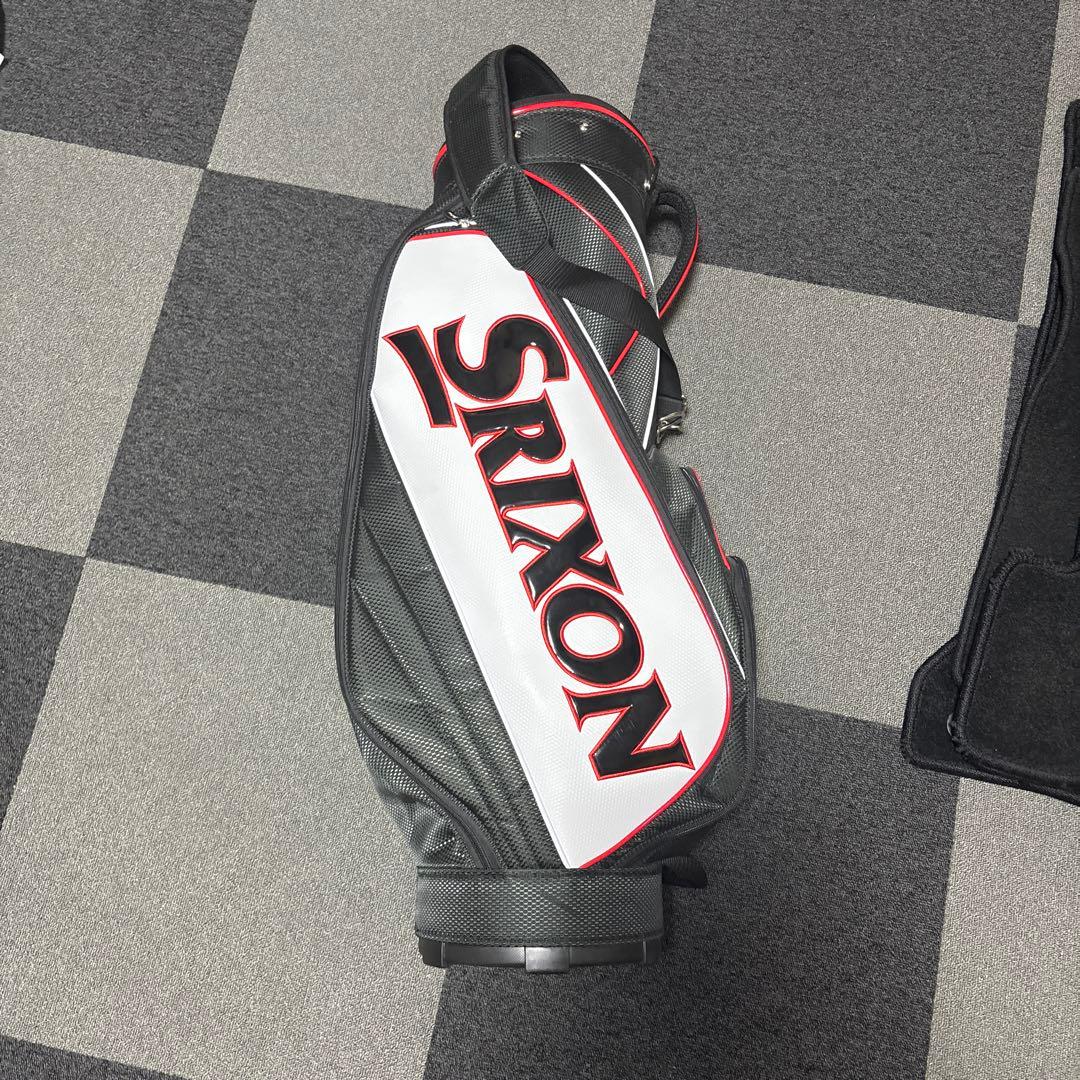 リョウ　スリクソン　バッグ