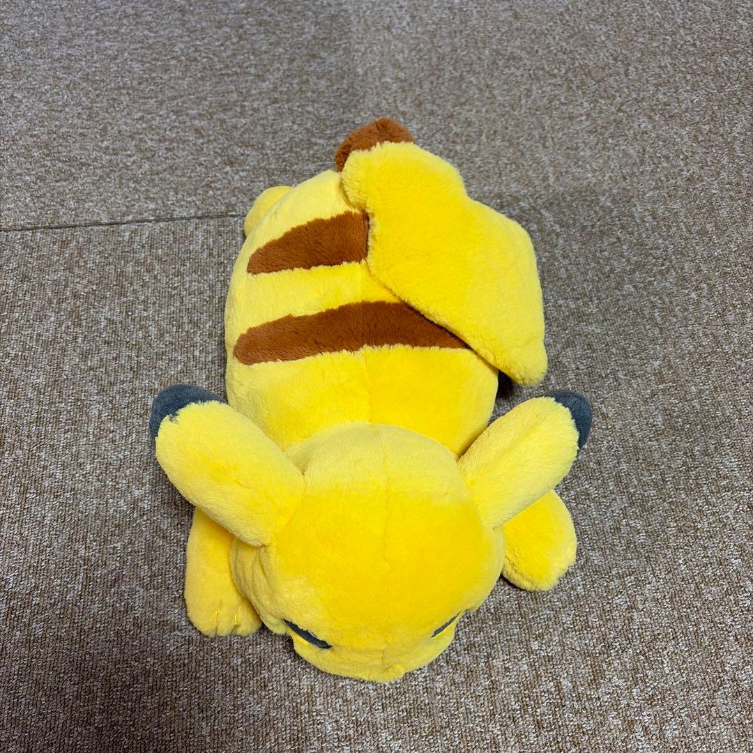 ピカチュウ ふわふわ抱きぬいぐるみ 2019 ポケモンセンター