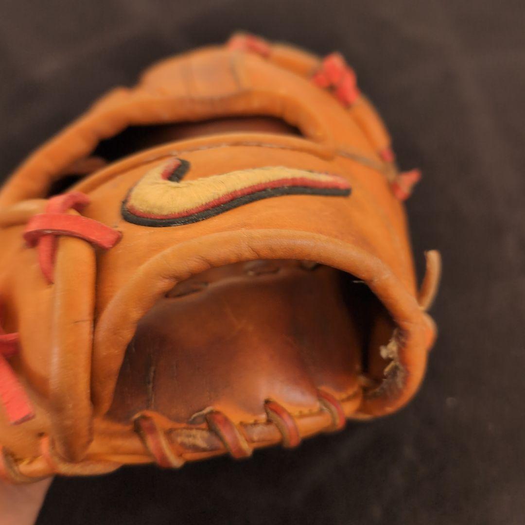 Nike 硬式グローブ オレンジ 編み込みデザイン