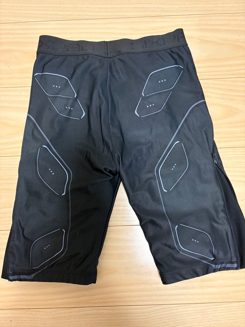 ミ*ナ様 SIXPAD パワースーツ M ブラック