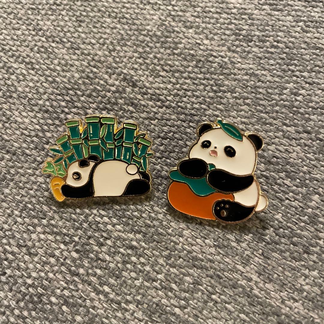 大阪　関西万博　中国館パンダ非売品ピンバッジ