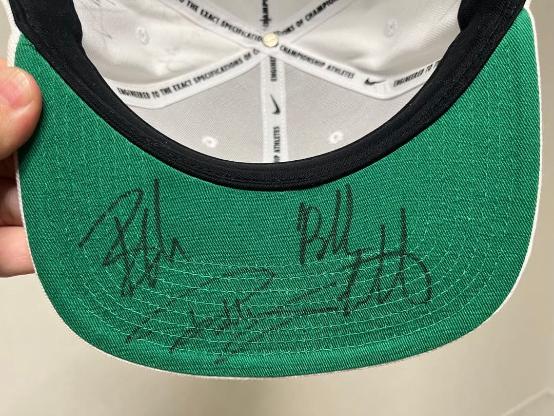 NIKE ローリーマキロイ他サイン入りホワイトキャップ