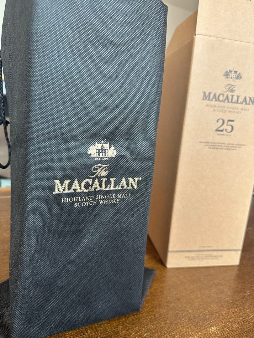 マッカラン 25年 空き瓶 木箱、袋付き (未洗浄)