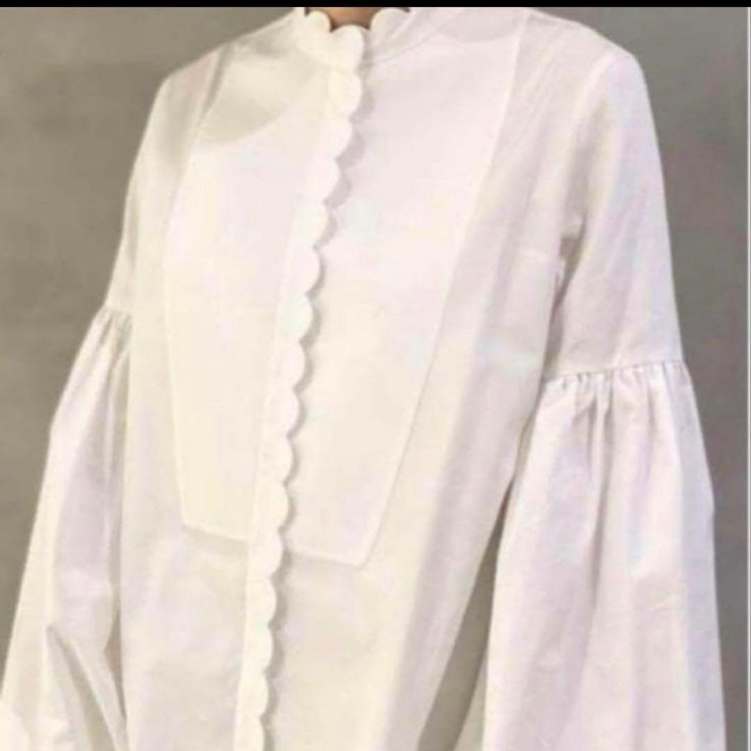 ケイナリタ　スカラップブラウス　38