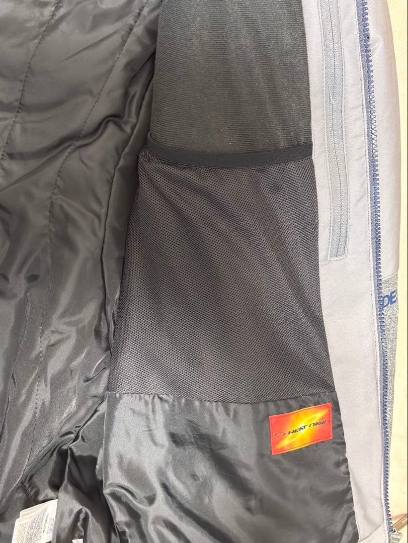 DESCENTE スノーボードウェア グレー