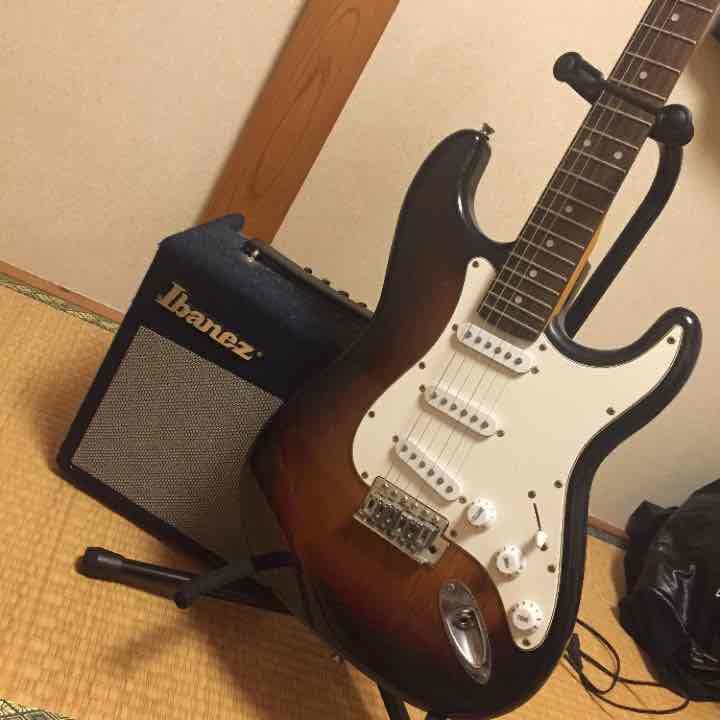 セール！エレキギター一式セット！教本つき！すぐに始められます