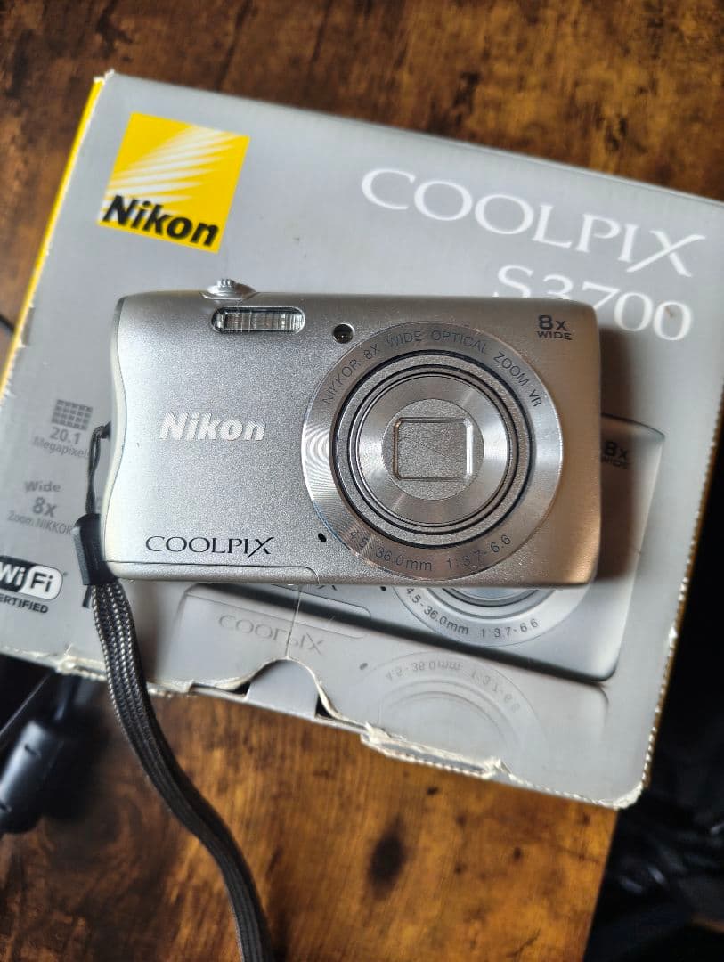 NIKON COOLPIX S3700 バッテリー チャージャー 元箱付き