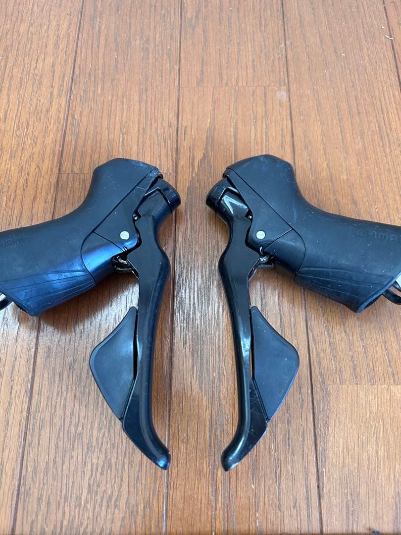 105 r7000 stiレバー＆アルテグラr8000 フロントディレイラー