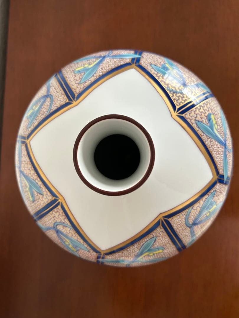 【香蘭社謹製】染錦 蘭つなぎ 花瓶【希少美品】