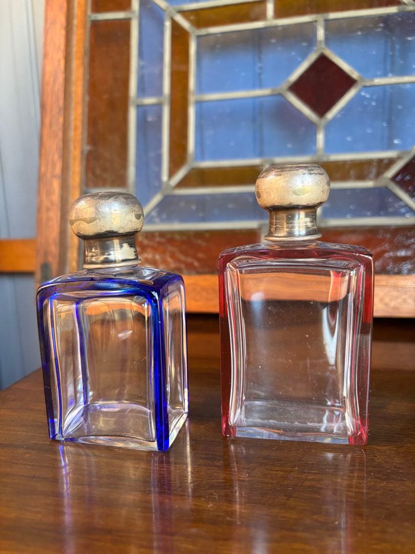 フランス アンティーク ガラス香水瓶 2点セット ブルー&レッド エッチング