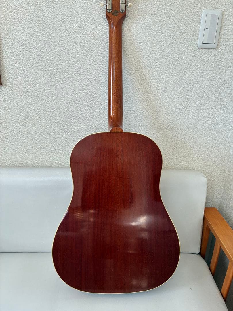 美品Gibson J-50 VOS Antique