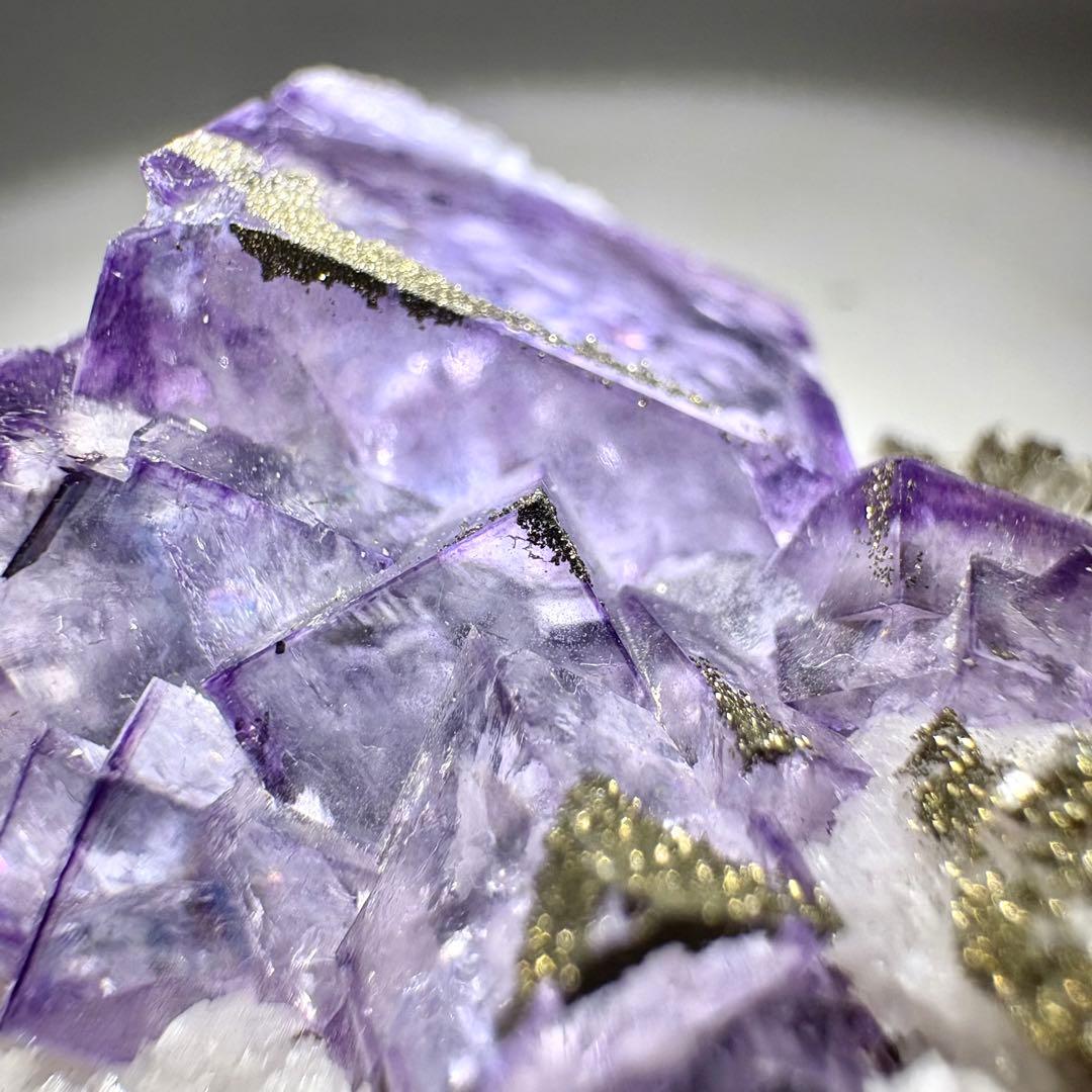 453 中国　ヤオガンシャン産　フローライト&パイライト