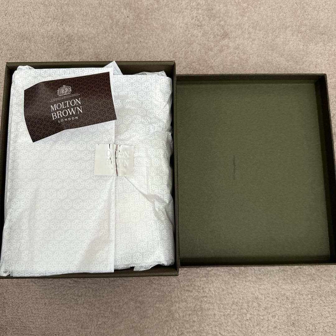未開封！MOLTON BROWN ハンドウォッシュ&ローション ギフトセット