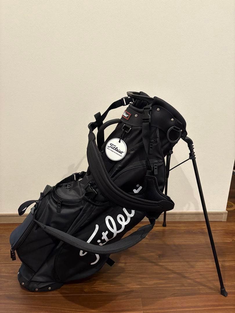 美品　Titleist スタンドバッグ プレーヤーズ4 ブラック
