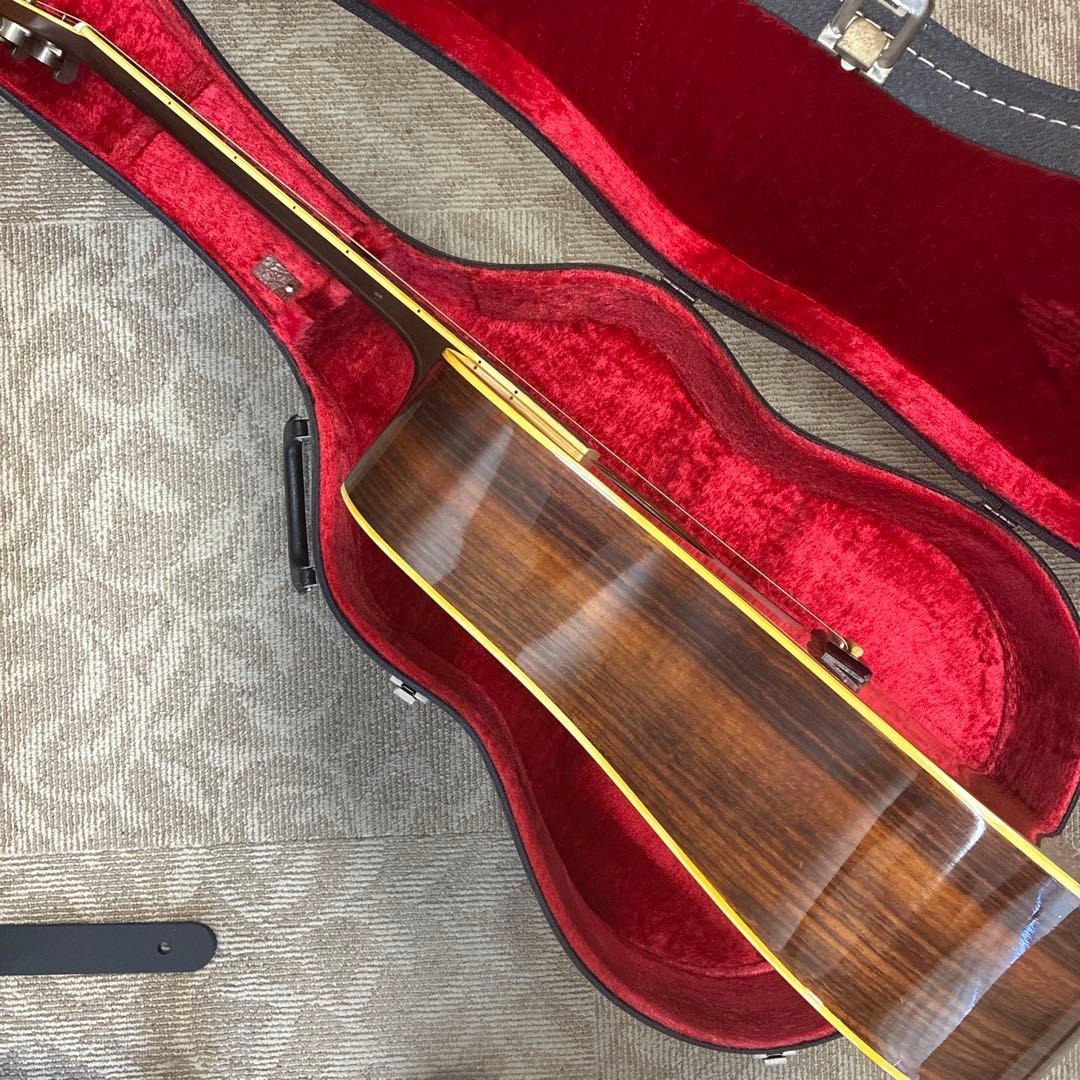 Tokai Cats Eyes CE-400アコースティックギターハードケース付