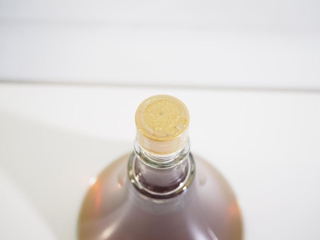 【未開栓】 サントリー 響 トランペットボトル 500ml 43%