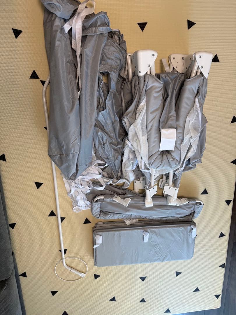 折りたたみ式ベビーベッド 高さ調整可能 0歳〜3歳