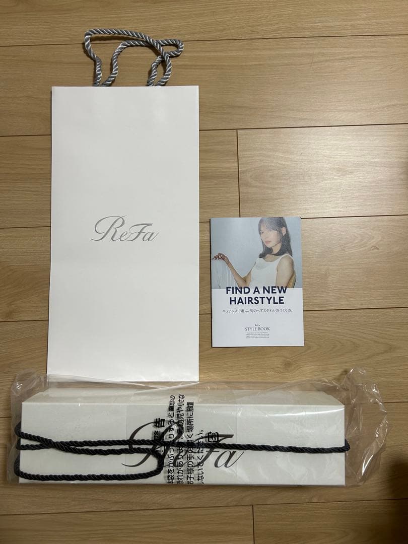 【新品】リファカールアイロンホワイトプロ（38mm)箱付き