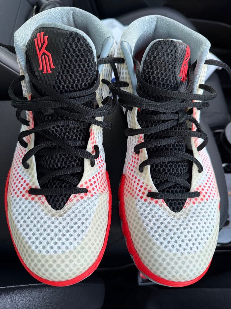 シューズ(男性用) Nike Kyrie 1