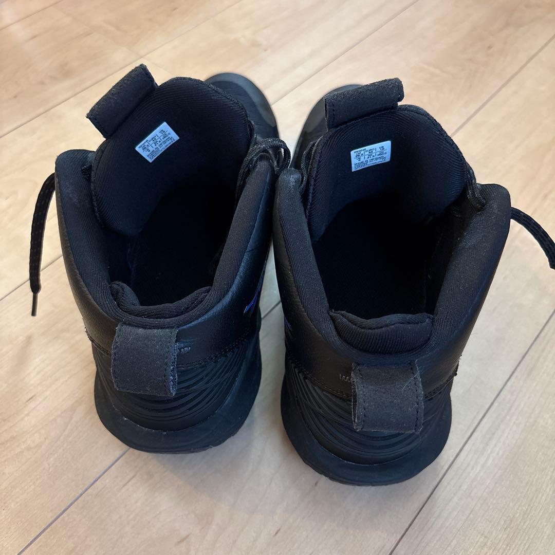 NOVA SURGE 2 バスケットシューズ　28㎝