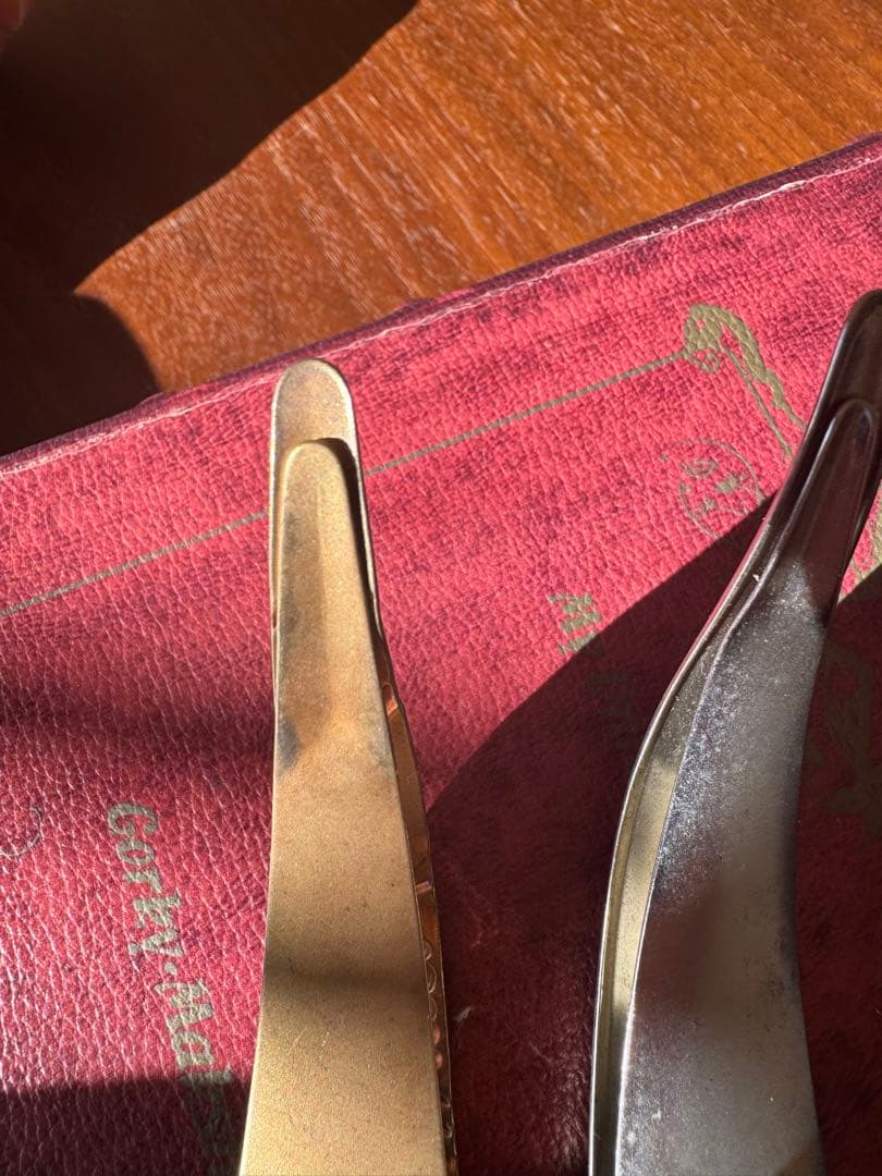 [ficcare] フィカレ花模様ヘアクリップ とボーダーシリーズ青色2個セット