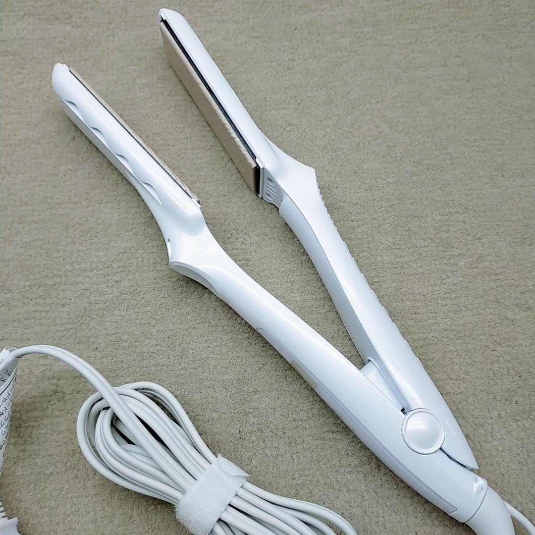 ほぼ未使用⭐️ KINUJO 絹女 ストレート アイロン ホワイト