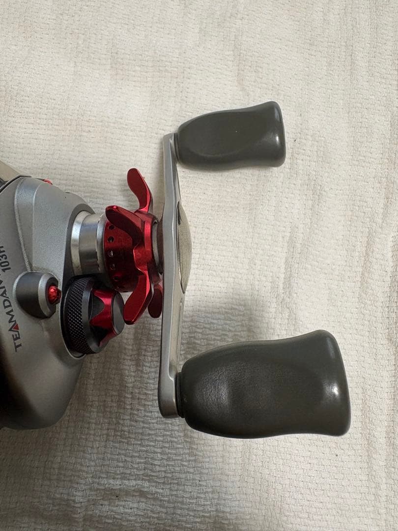 ダイワ TEAM DAIWA-Z 103H ベイトリール TD-Z