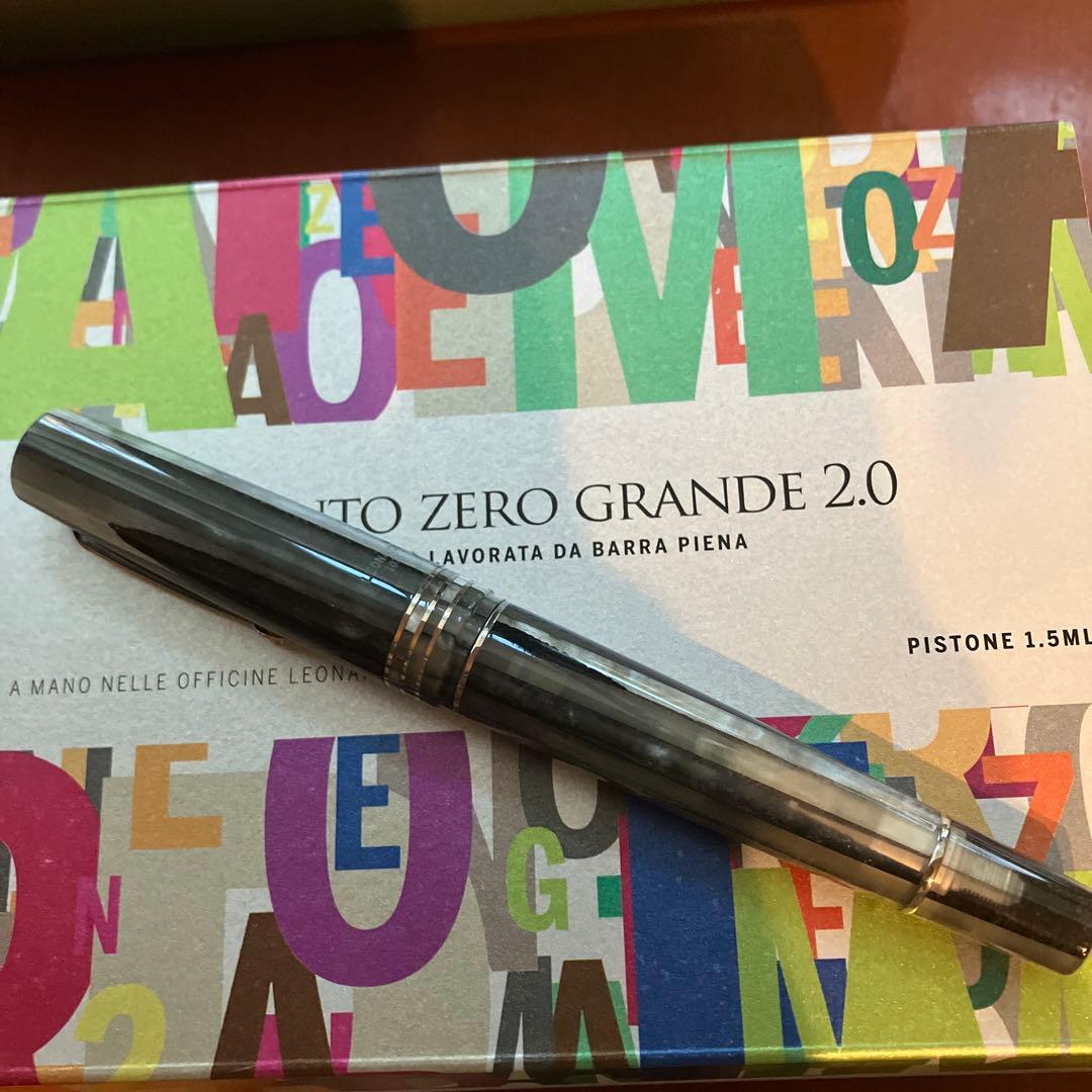 Momento Zero Grande 2.0 万年筆 サンド　14K F