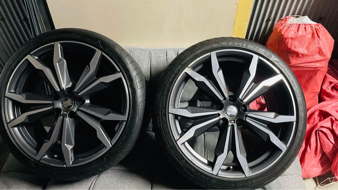 20インチ スポークデザイン ホイールセット