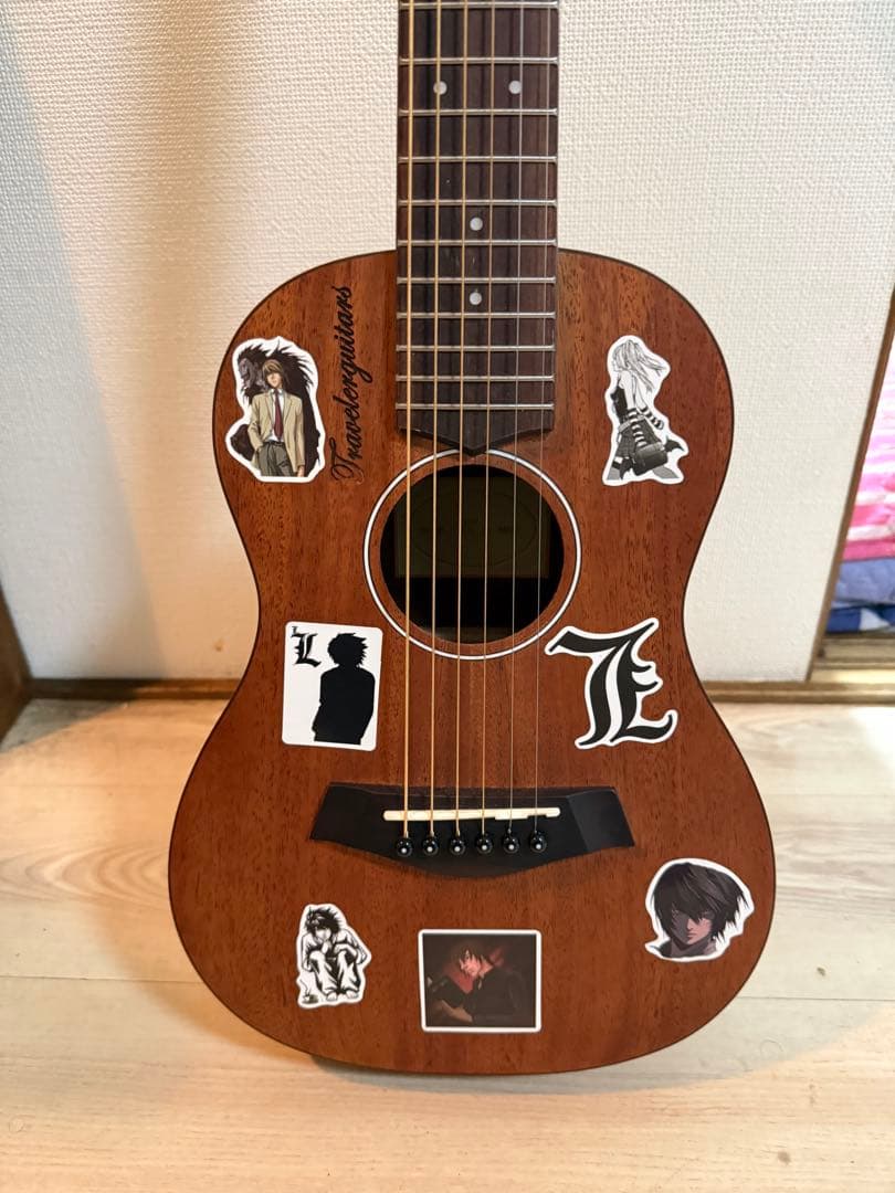 アコースティックギター ステッカー装飾付き