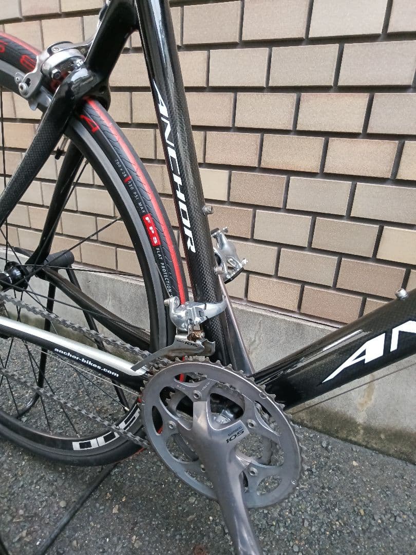 ANCHOR カーボンロードバイク　中古車　店舗渡しのみ。