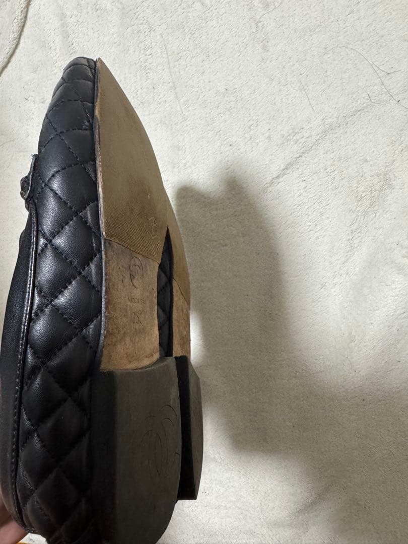 CHANEL シャネル　23cm黒 キルティング モカシン チェーン付き　ココ