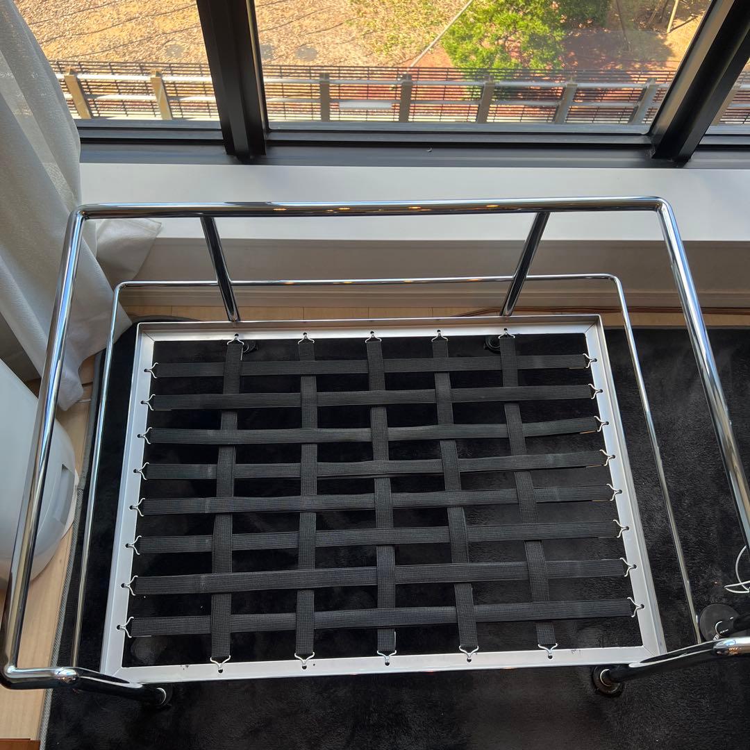 Cassina(カッシーナ)　ル・コルビュジエ LC 3