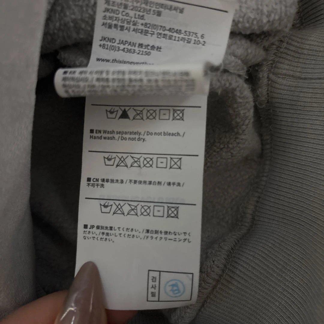 f*u様 【美品.⋆⟡】thisisneverthat 刺繍 トレーナー スウェ