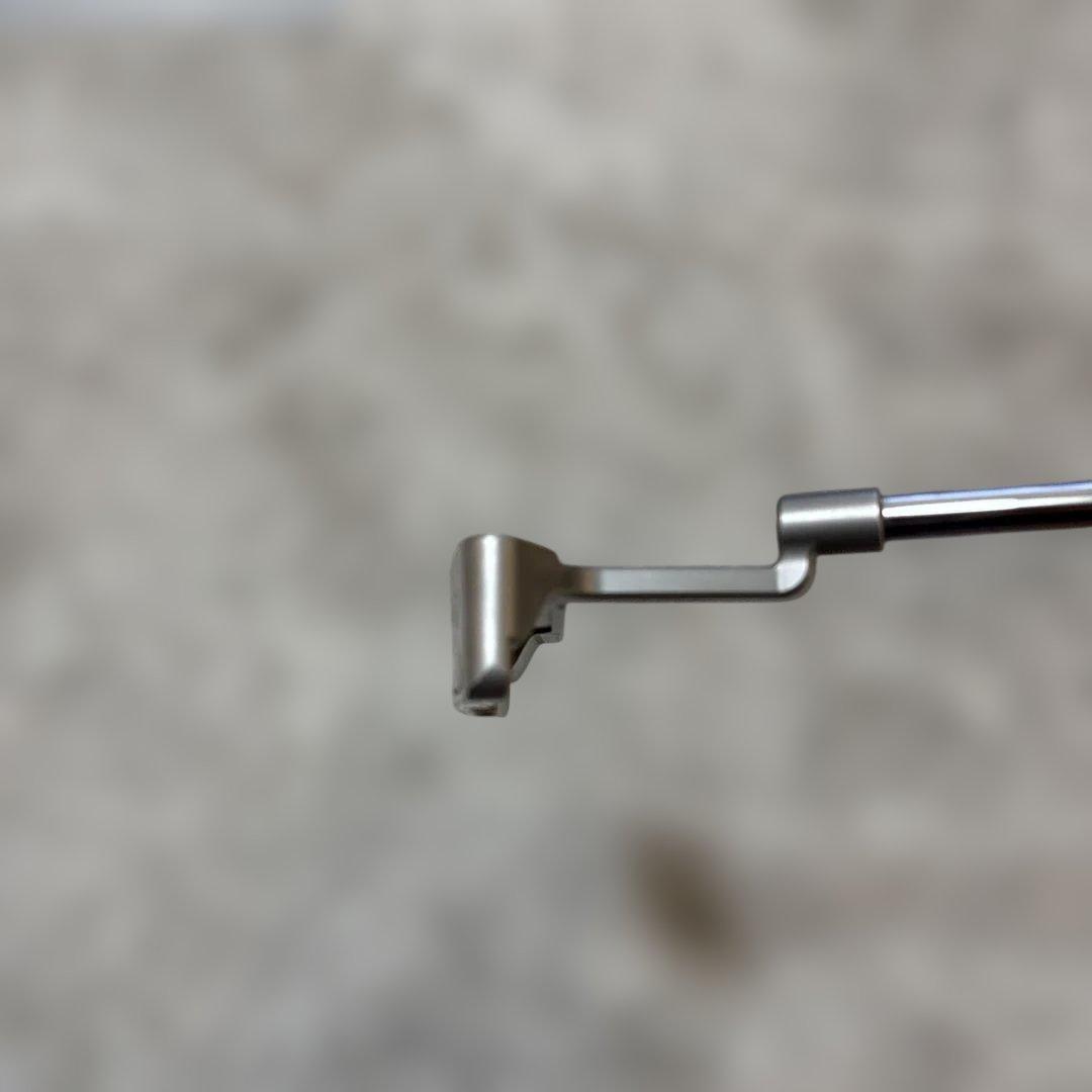 ODYSSEY ピン型パター