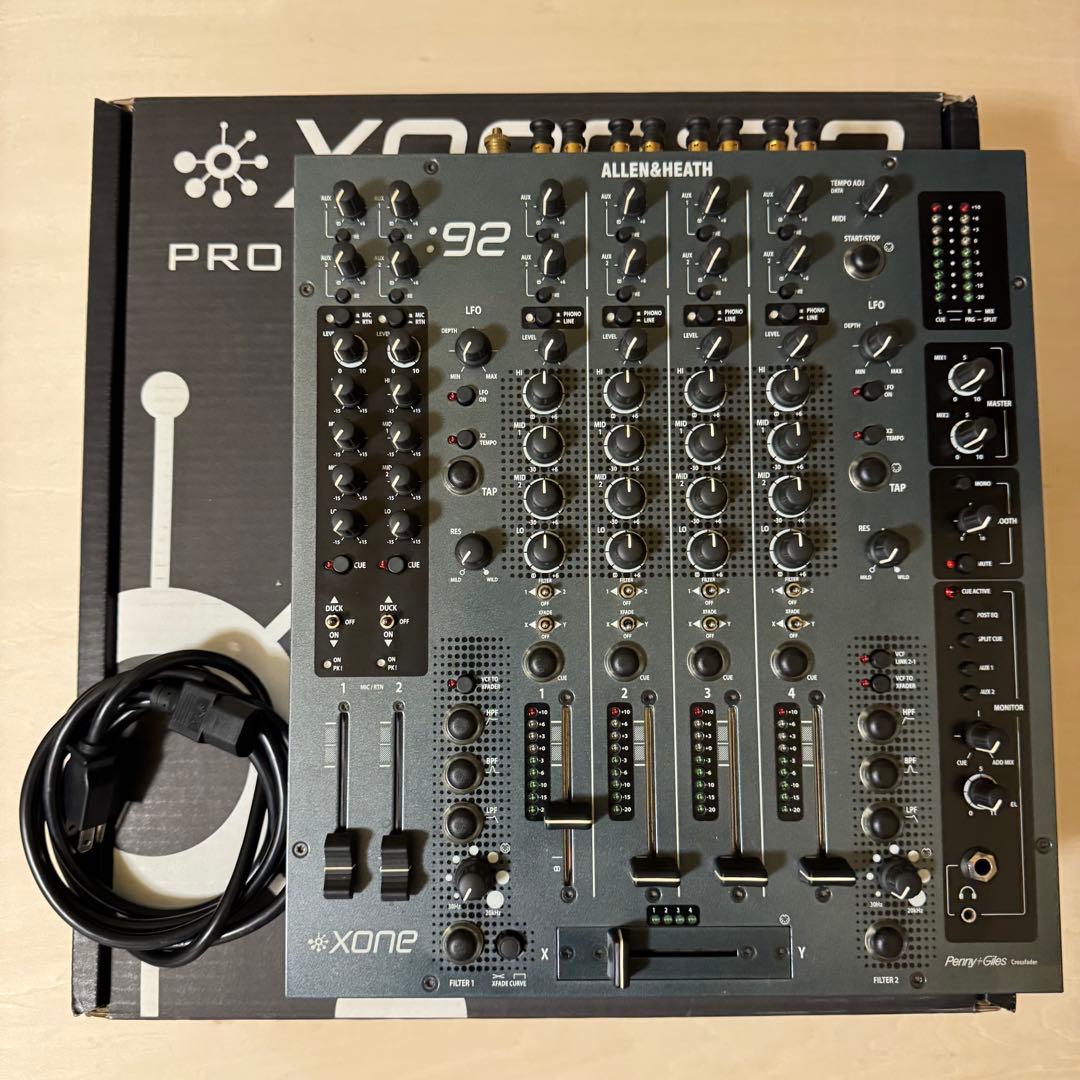 Allen & Heath Xone:92 DJミキサー　ジャンク