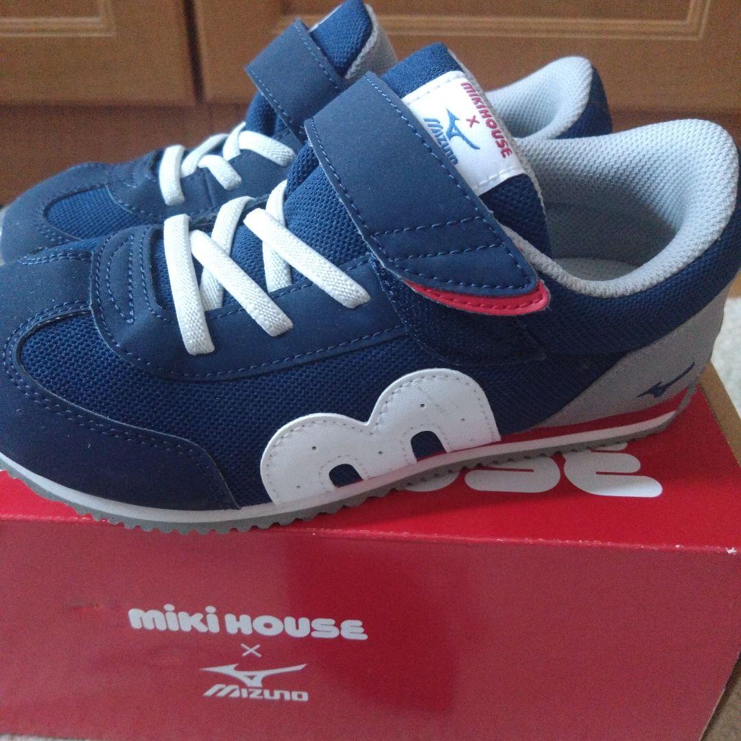 ミキハウス　ミズノ　20.5