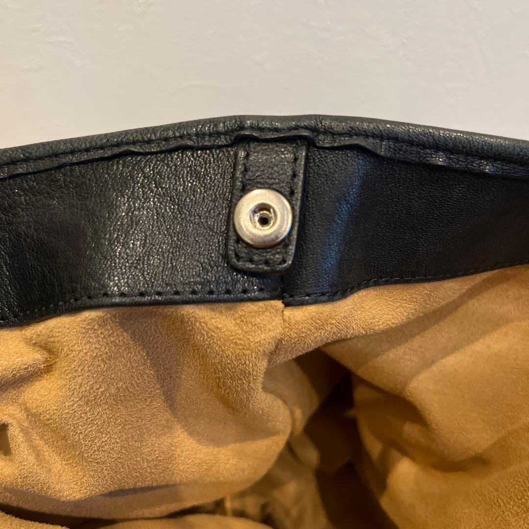 ジミーチュウスタースタッズレザートート