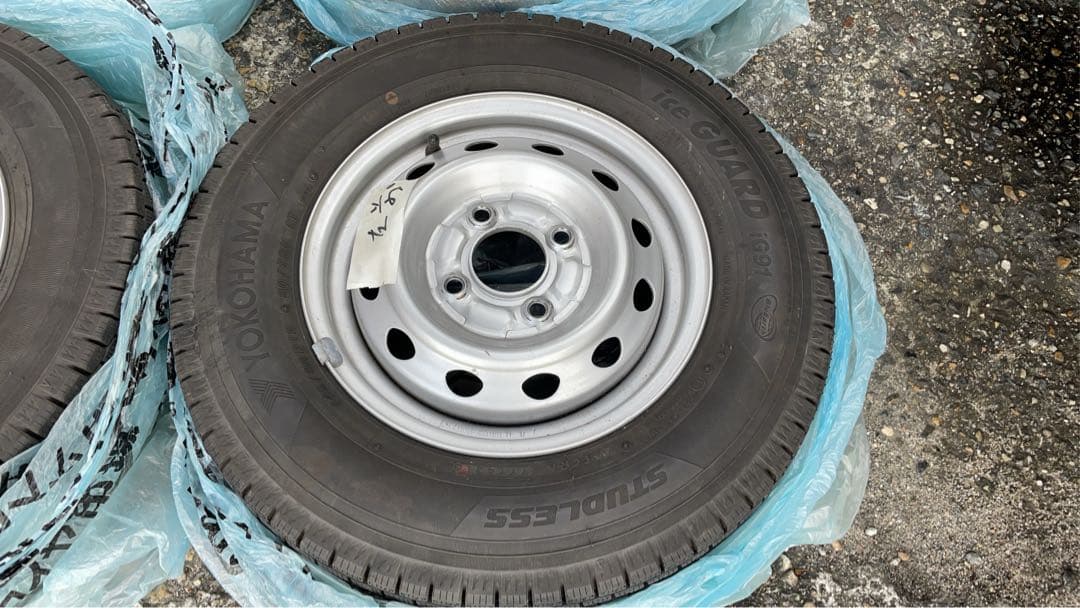 朝*奈様 ヨコハマiceGUARDスタッドレス鉄チン4本set145R12-80